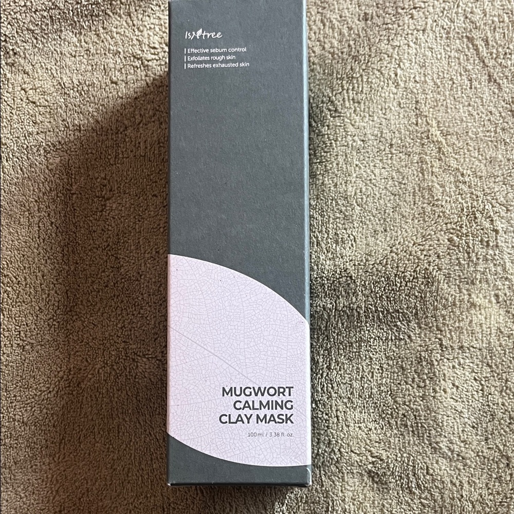 Isntree Mugwort Calming Clay Mask